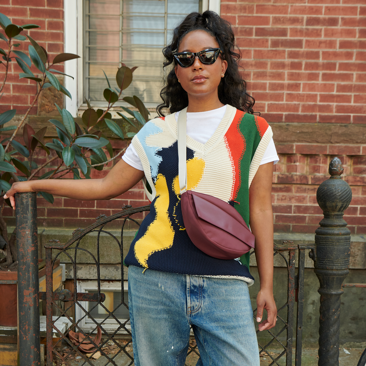 Girl wearing Willow Crossbody Burgundy